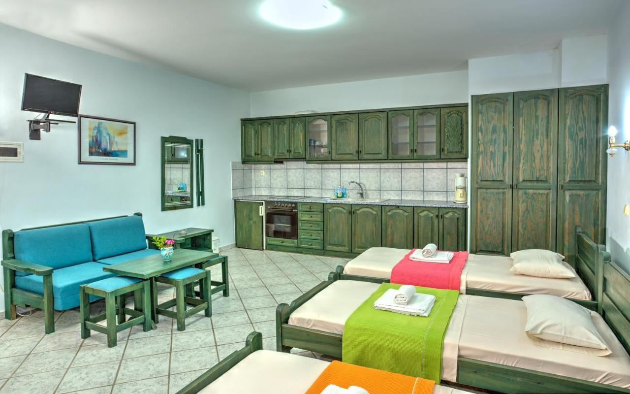 Hotel Zeus Kárystos Eksteriør bilde
