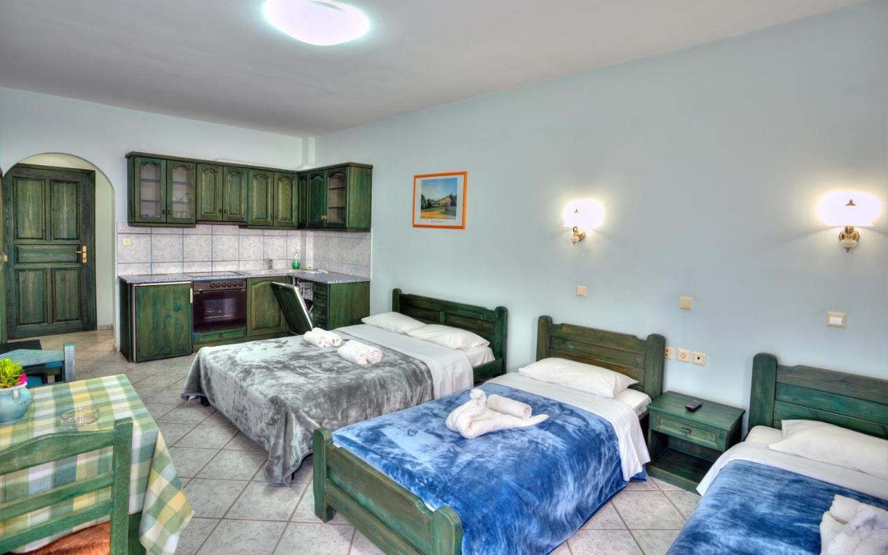 Hotel Zeus Kárystos Eksteriør bilde