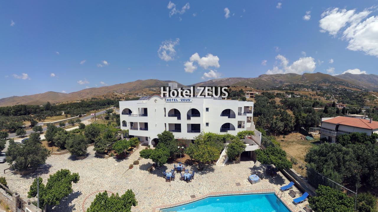 Hotel Zeus Kárystos Eksteriør bilde